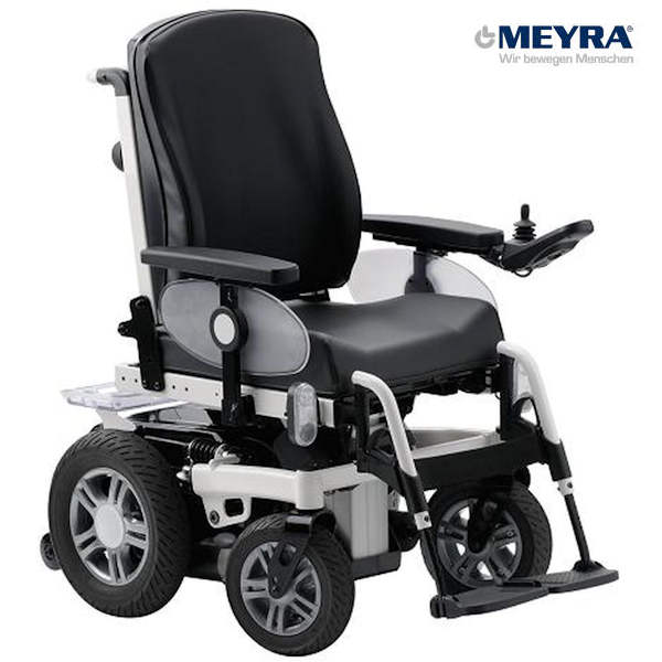 כסא גלגלים ממונע ומתרומם