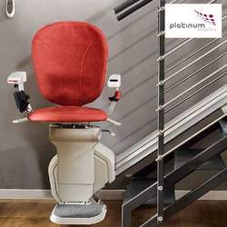 ����� ����