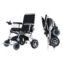 כסא גלגלים ממונע מתקפל קל משקל